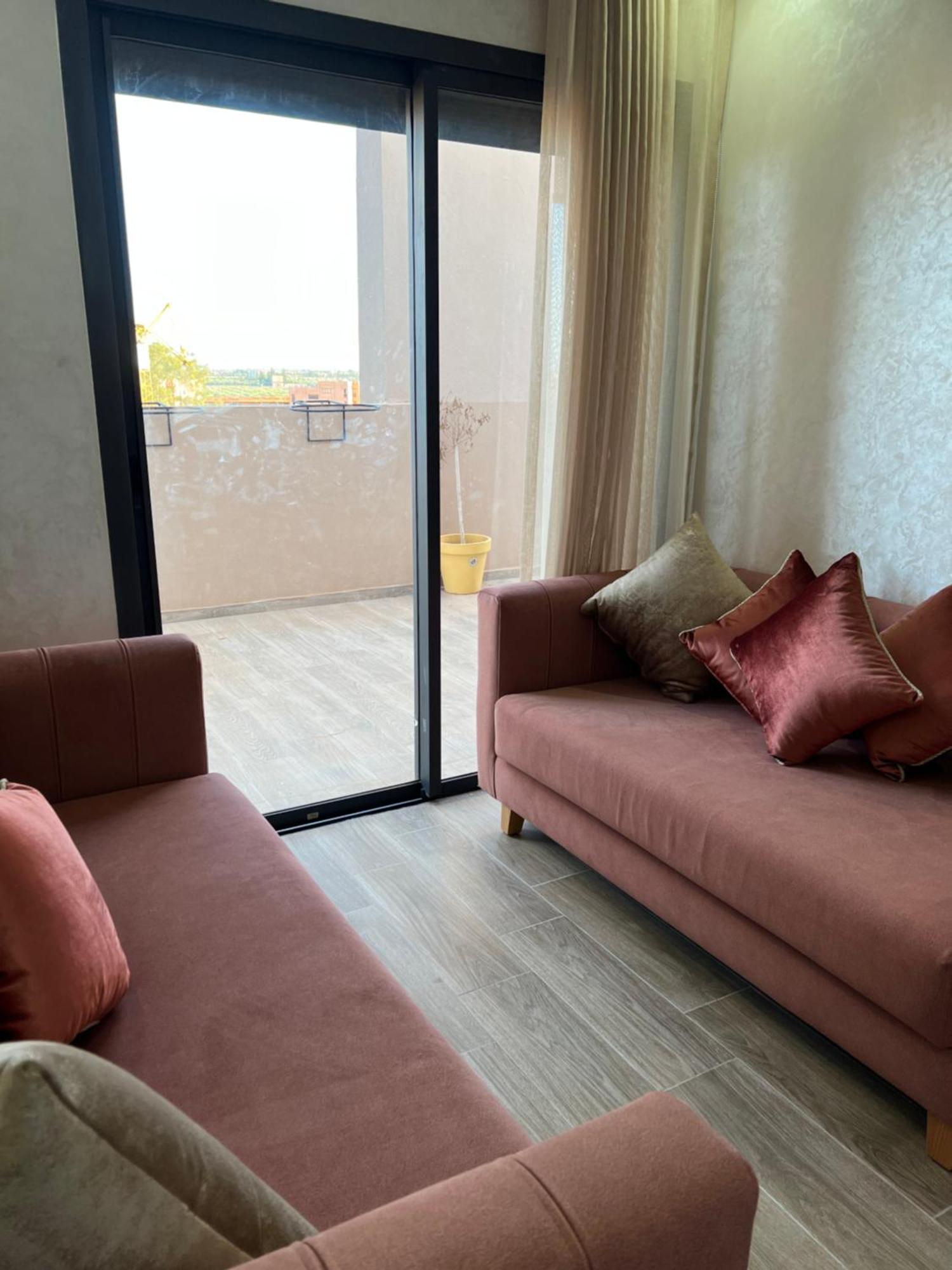 Menara Garden Pool Apartment *